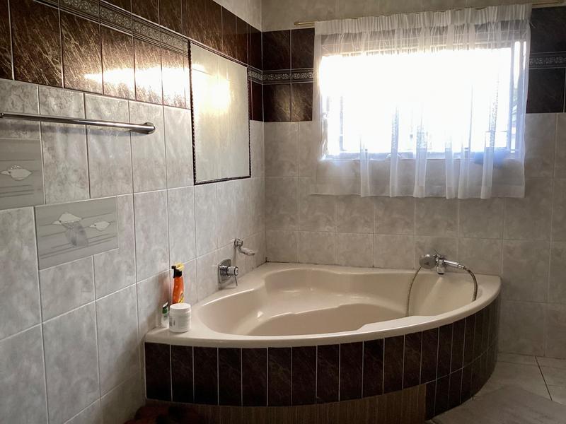 10 Bedroom Property for Sale in Reservoir Hills KwaZulu-Natal