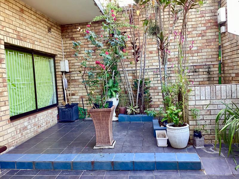 10 Bedroom Property for Sale in Reservoir Hills KwaZulu-Natal