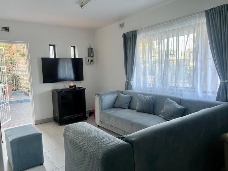 10 Bedroom Property for Sale in Reservoir Hills KwaZulu-Natal