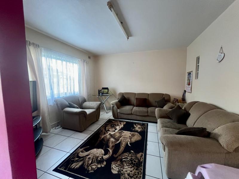 10 Bedroom Property for Sale in Reservoir Hills KwaZulu-Natal