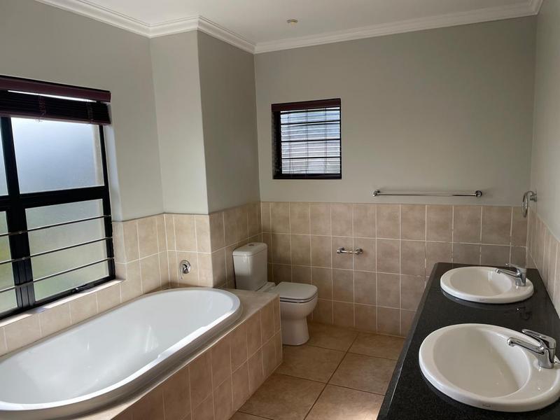 4 Bedroom Property for Sale in Ballito KwaZulu-Natal
