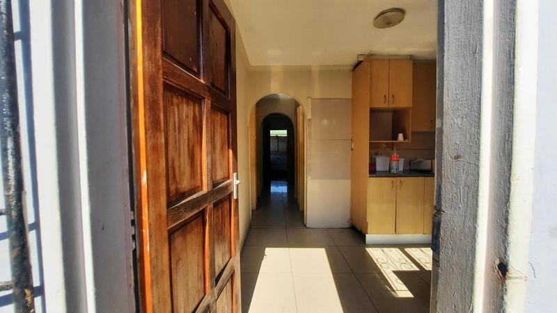 To Let 2 Bedroom Property for Rent in Trenance Manor KwaZulu-Natal
