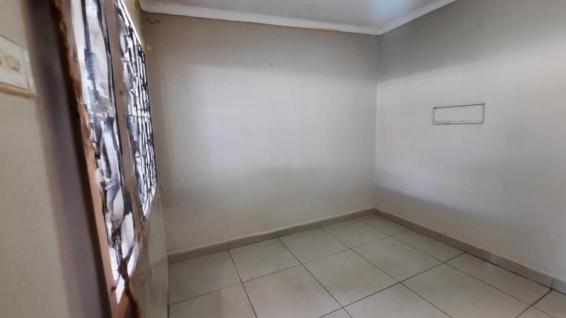 To Let 2 Bedroom Property for Rent in Trenance Manor KwaZulu-Natal
