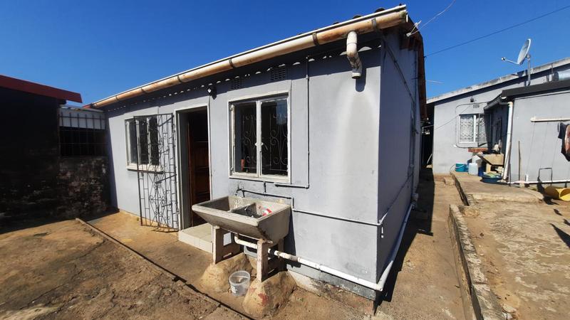 To Let 2 Bedroom Property for Rent in Trenance Manor KwaZulu-Natal