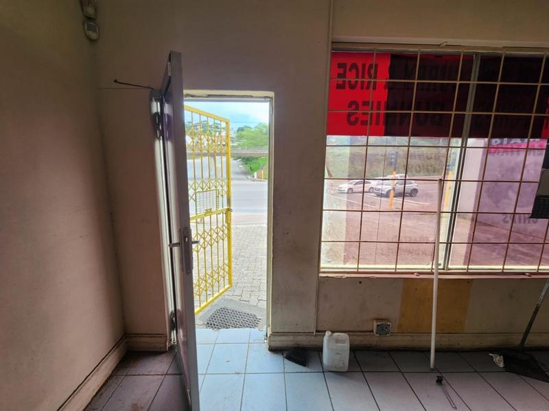 To Let commercial Property for Rent in Avoca KwaZulu-Natal