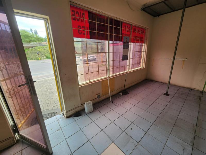 To Let commercial Property for Rent in Avoca KwaZulu-Natal