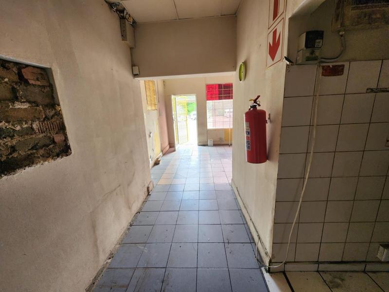 To Let commercial Property for Rent in Avoca KwaZulu-Natal