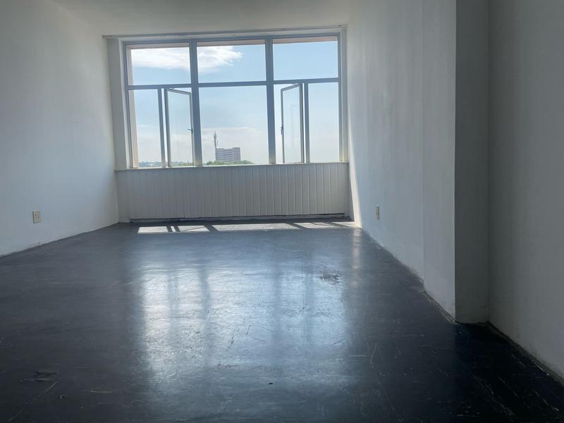 1 Bedroom Property for Sale in Windermere KwaZulu-Natal