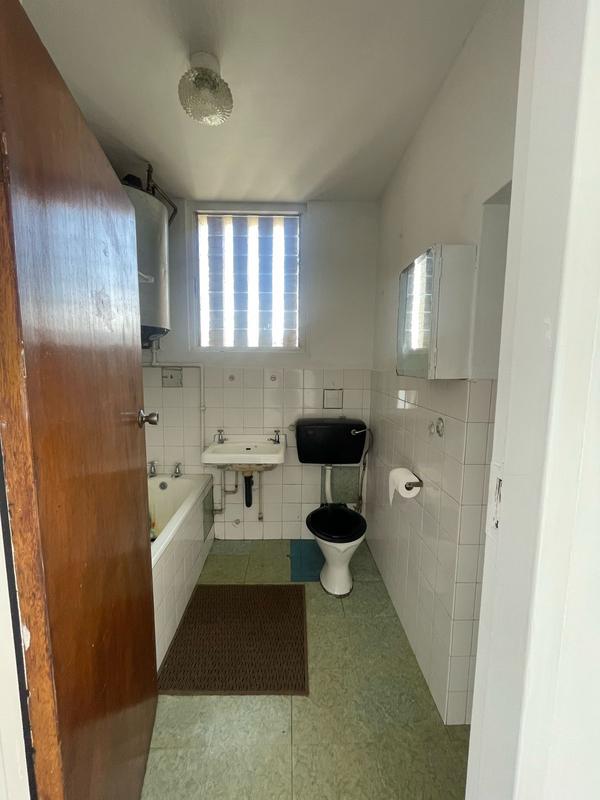 1 Bedroom Property for Sale in Windermere KwaZulu-Natal