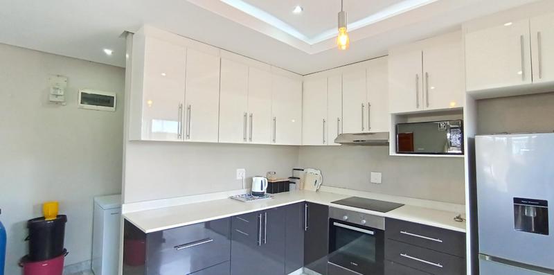 3 Bedroom Property for Sale in Umlazi KwaZulu-Natal