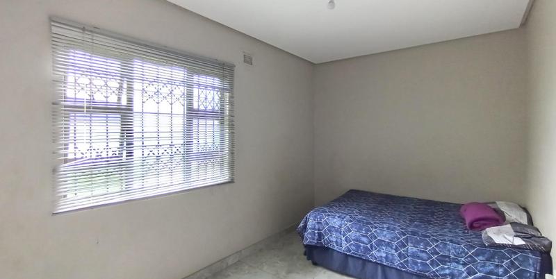 3 Bedroom Property for Sale in Umlazi KwaZulu-Natal