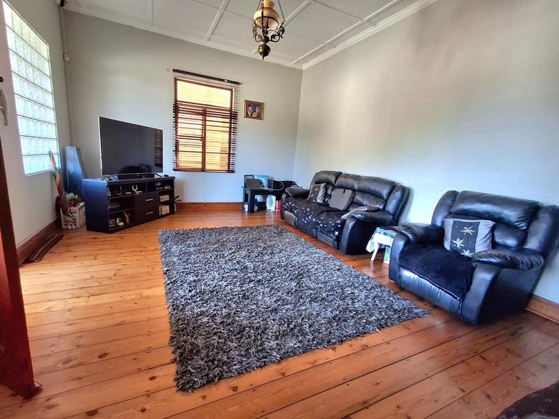 6 Bedroom Property for Sale in Doonside KwaZulu-Natal