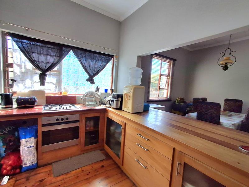 6 Bedroom Property for Sale in Doonside KwaZulu-Natal
