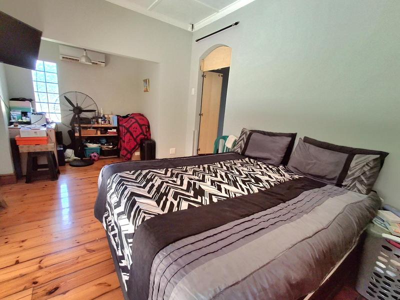 6 Bedroom Property for Sale in Doonside KwaZulu-Natal
