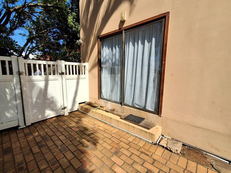 6 Bedroom Property for Sale in Doonside KwaZulu-Natal