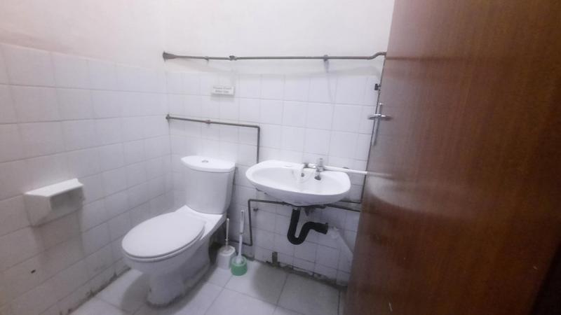 To Let commercial Property for Rent in Sunford KwaZulu-Natal