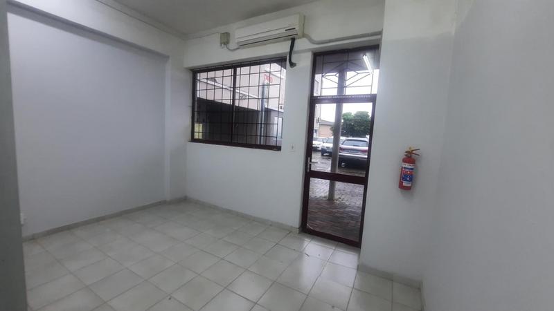 To Let commercial Property for Rent in Sunford KwaZulu-Natal