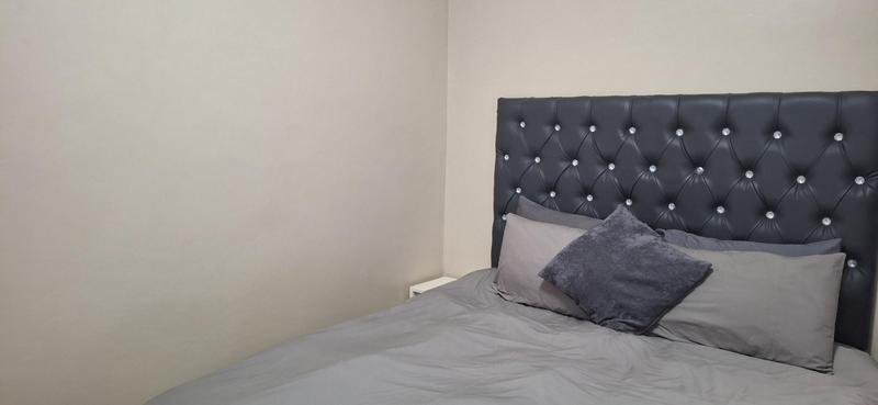 To Let 2 Bedroom Property for Rent in Freeland Park KwaZulu-Natal