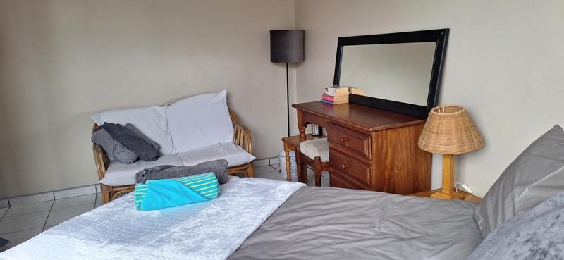 To Let 2 Bedroom Property for Rent in Freeland Park KwaZulu-Natal