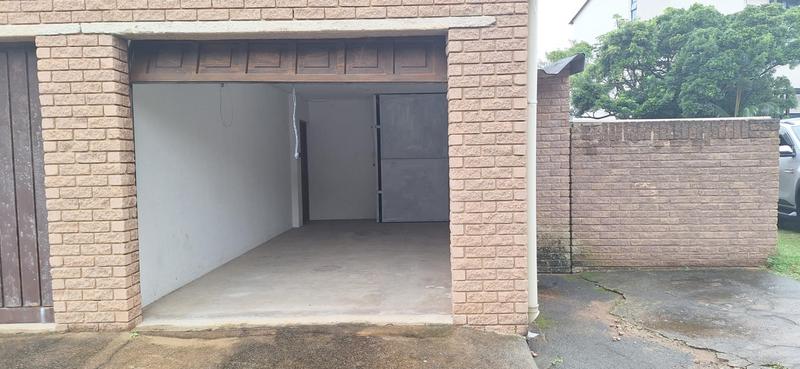 To Let 2 Bedroom Property for Rent in Freeland Park KwaZulu-Natal