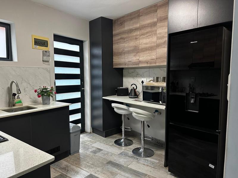 To Let 1 Bedroom Property for Rent in Berea KwaZulu-Natal