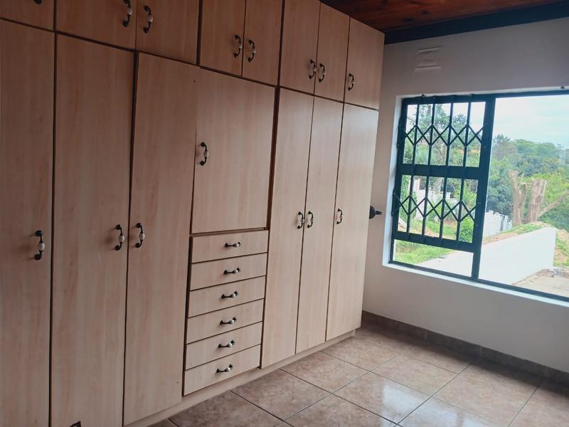 4 Bedroom Property for Sale in Uvongo KwaZulu-Natal