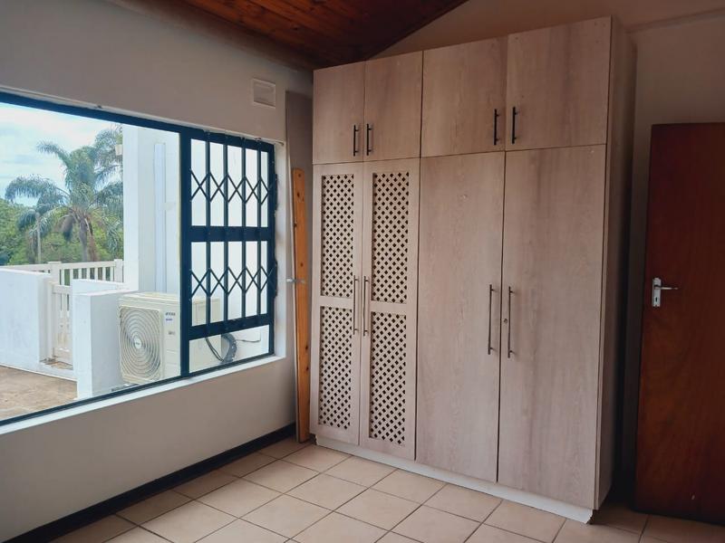 4 Bedroom Property for Sale in Uvongo KwaZulu-Natal