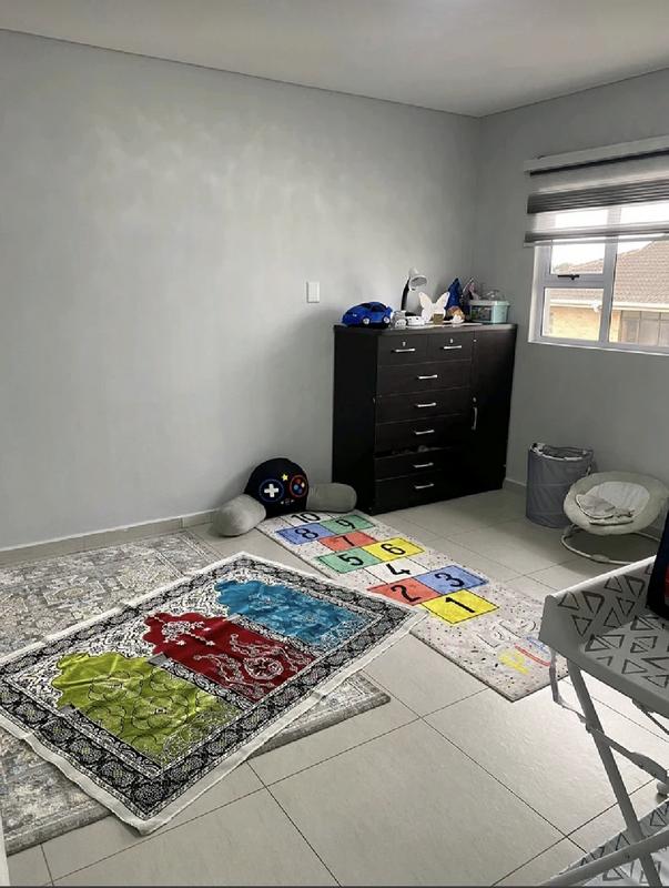 To Let 3 Bedroom Property for Rent in Essenwood KwaZulu-Natal