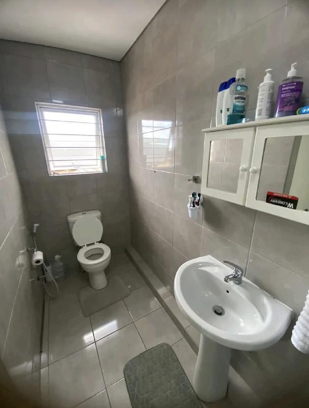 To Let 3 Bedroom Property for Rent in Essenwood KwaZulu-Natal