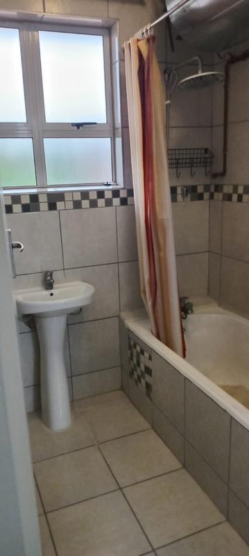 To Let 2 Bedroom Property for Rent in Morningside KwaZulu-Natal