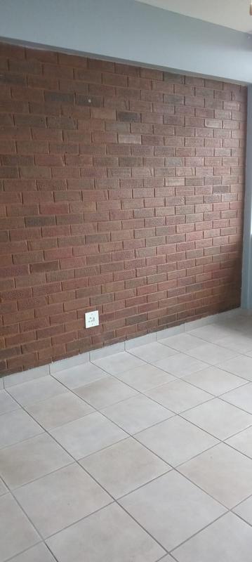 To Let 2 Bedroom Property for Rent in Morningside KwaZulu-Natal