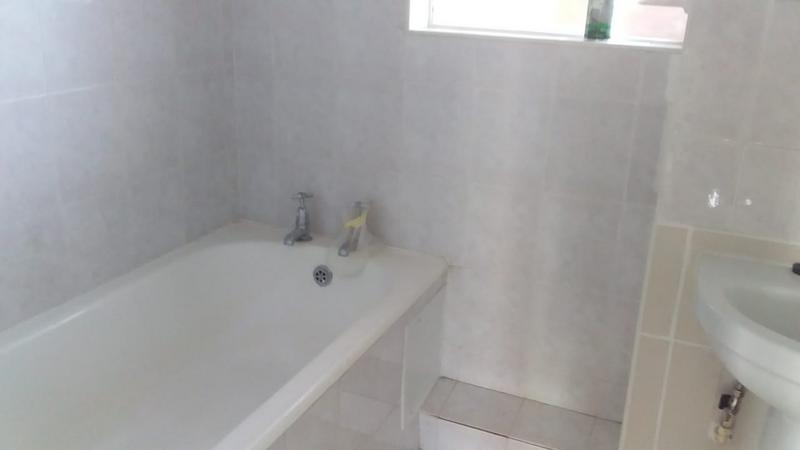 1 Bedroom Property for Sale in North Beach KwaZulu-Natal