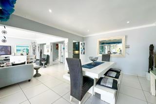 6 Bedroom Property for Sale in Umhlanga Rocks KwaZulu-Natal