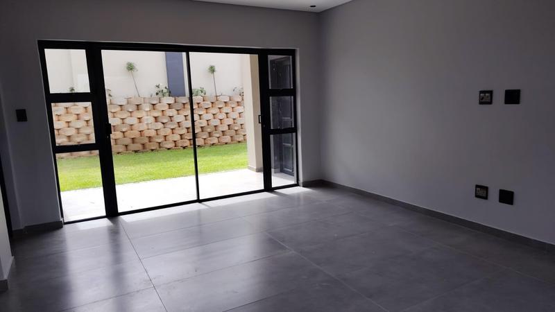 To Let 3 Bedroom Property for Rent in Malvern KwaZulu-Natal