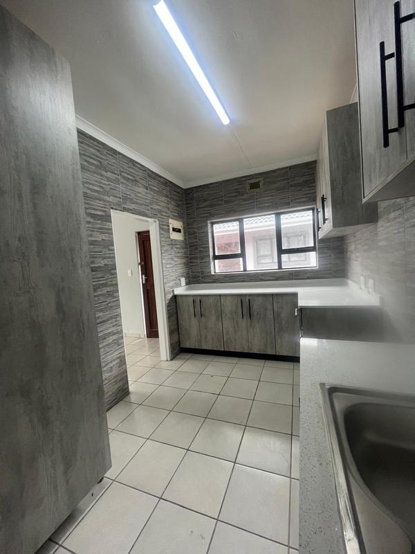 To Let 2 Bedroom Property for Rent in Shelly Beach KwaZulu-Natal