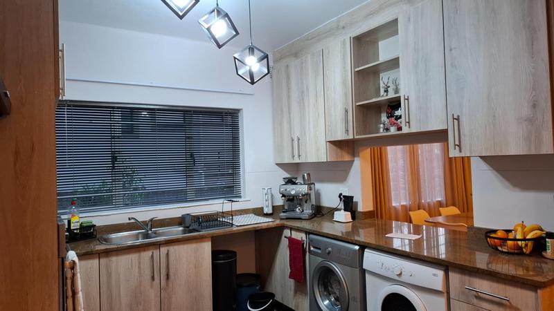 To Let 2 Bedroom Property for Rent in Essenwood KwaZulu-Natal