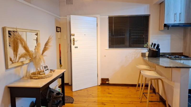 To Let 2 Bedroom Property for Rent in Essenwood KwaZulu-Natal