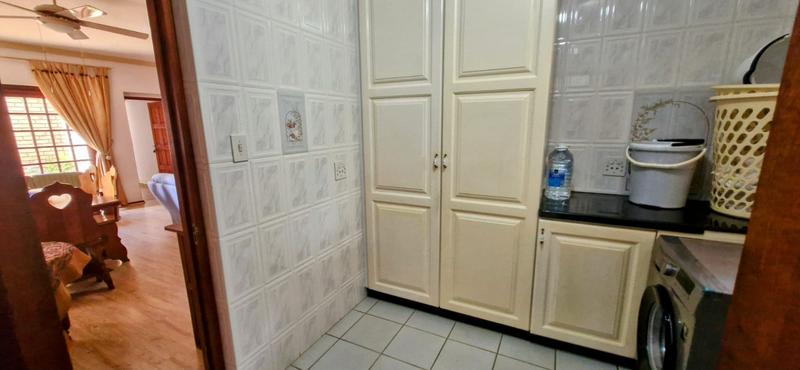 3 Bedroom Property for Sale in Marina Beach KwaZulu-Natal