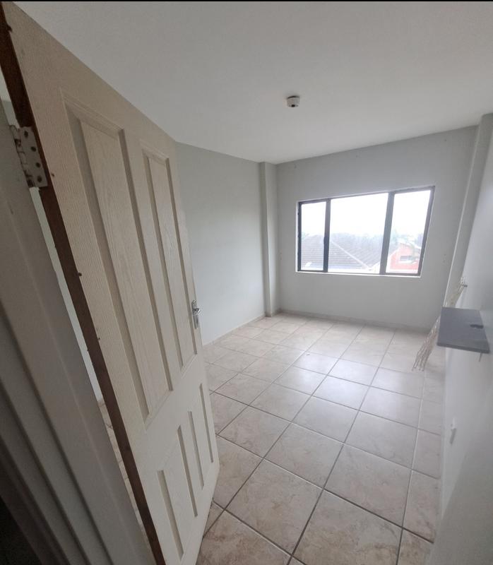 To Let 1 Bedroom Property for Rent in Overport KwaZulu-Natal