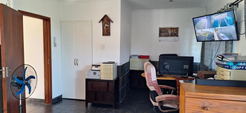 4 Bedroom Property for Sale in Widenham KwaZulu-Natal