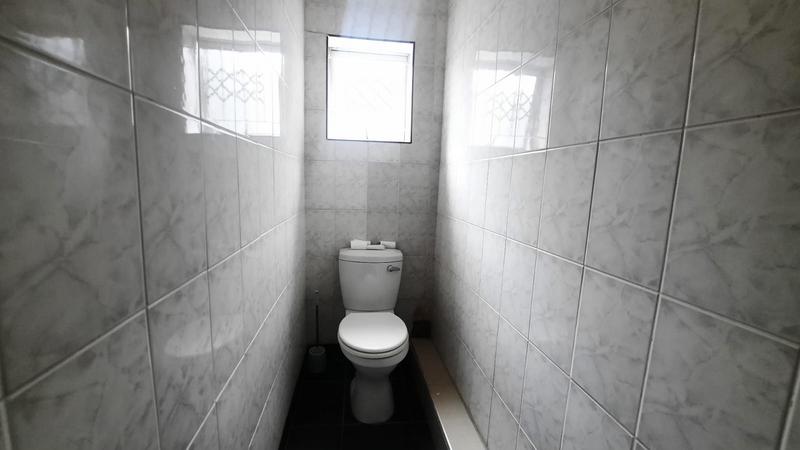 To Let 3 Bedroom Property for Rent in Durban North KwaZulu-Natal