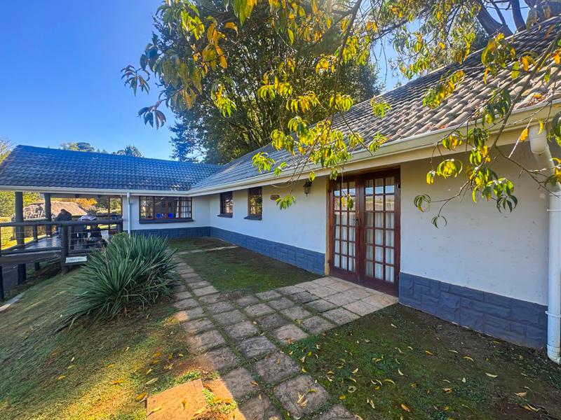 8 Bedroom Property for Sale in Underberg KwaZulu-Natal