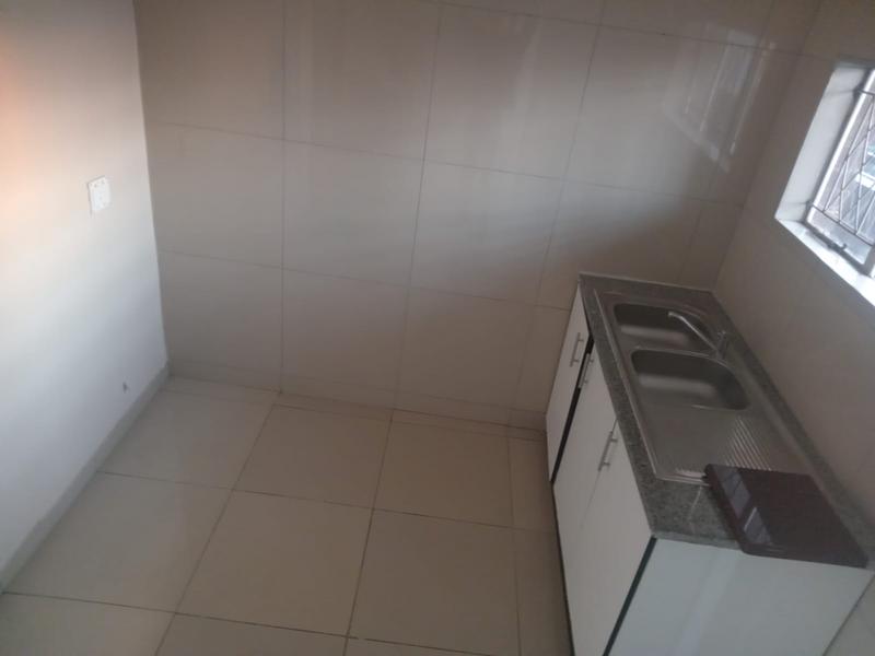 To Let 1 Bedroom Property for Rent in Overport KwaZulu-Natal