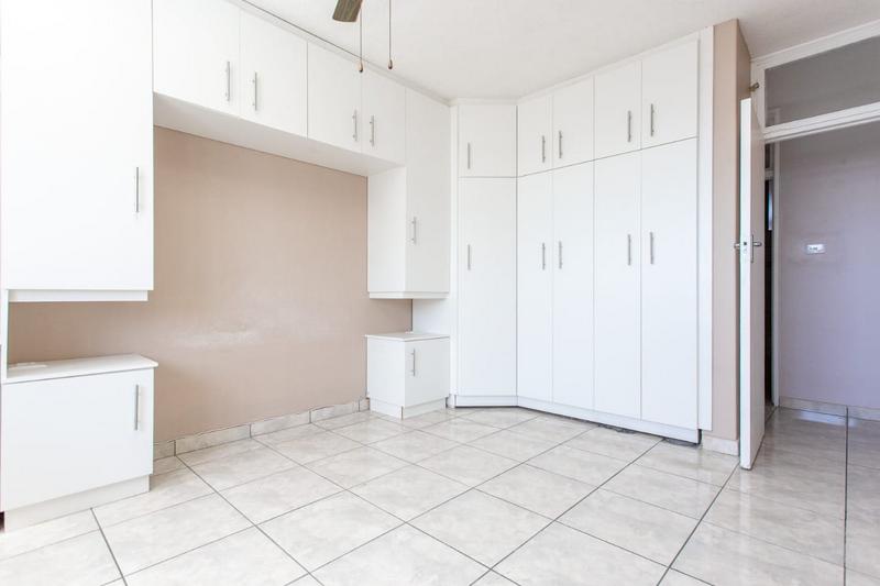 To Let 1 Bedroom Property for Rent in Amanzimtoti KwaZulu-Natal