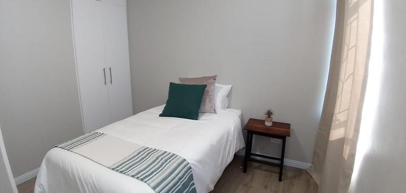 To Let 2 Bedroom Property for Rent in Malvern KwaZulu-Natal