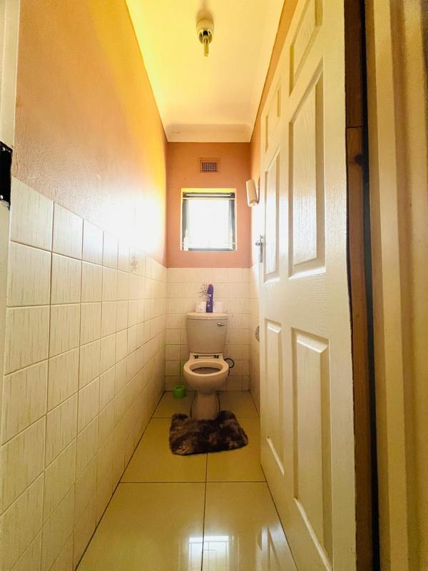 3 Bedroom Property for Sale in Wyebank KwaZulu-Natal