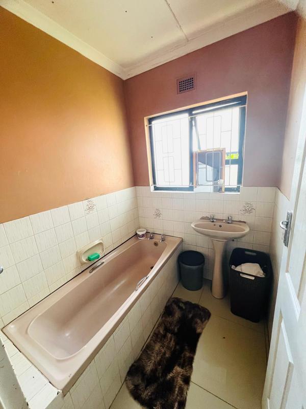 3 Bedroom Property for Sale in Wyebank KwaZulu-Natal