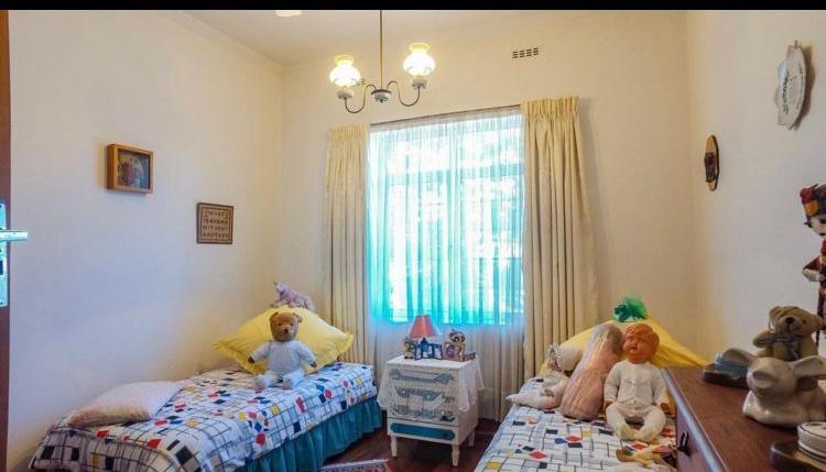 To Let 4 Bedroom Property for Rent in Sherwood KwaZulu-Natal