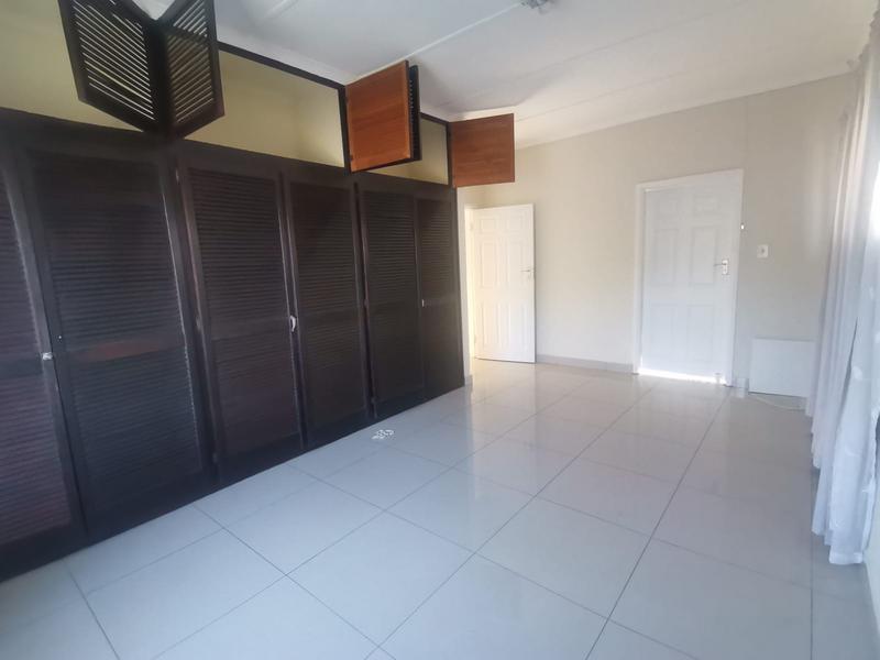 To Let 3 Bedroom Property for Rent in Shelly Beach KwaZulu-Natal