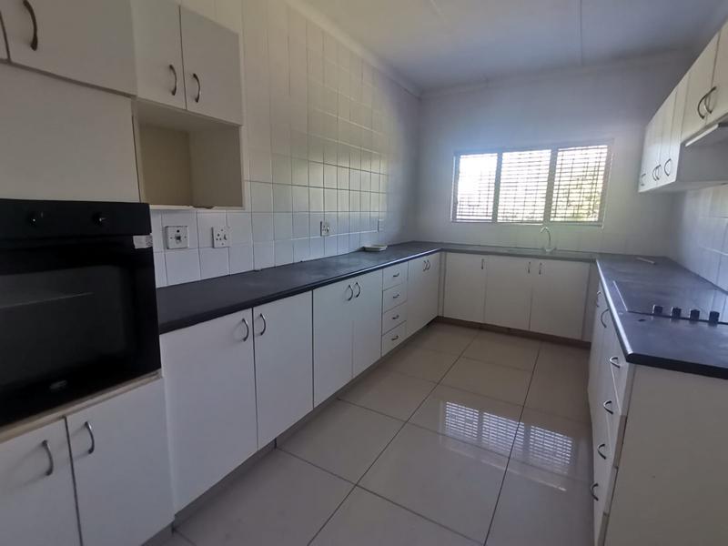 To Let 3 Bedroom Property for Rent in Shelly Beach KwaZulu-Natal